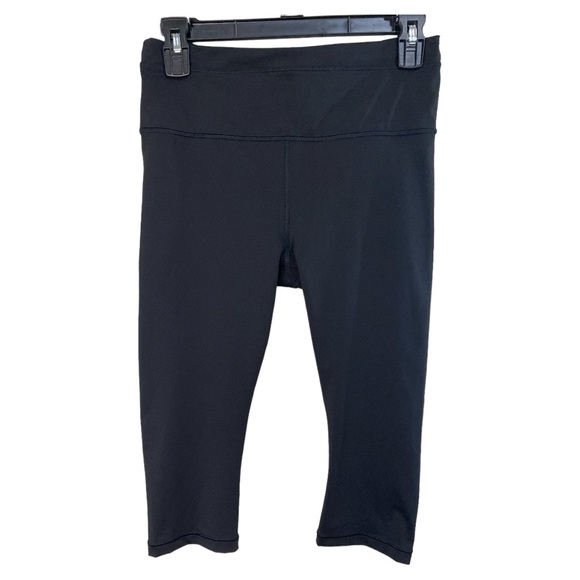 Athleta Pants - Athleta Accelerate Crop Legging Black Size M